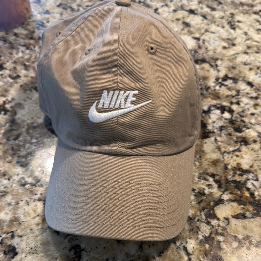 Nike Tan Baseball Cap. Brand new no tags. Never worn